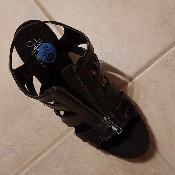 Life Stride Hollie Black Wedge Sandals - Picture 3 of 5
